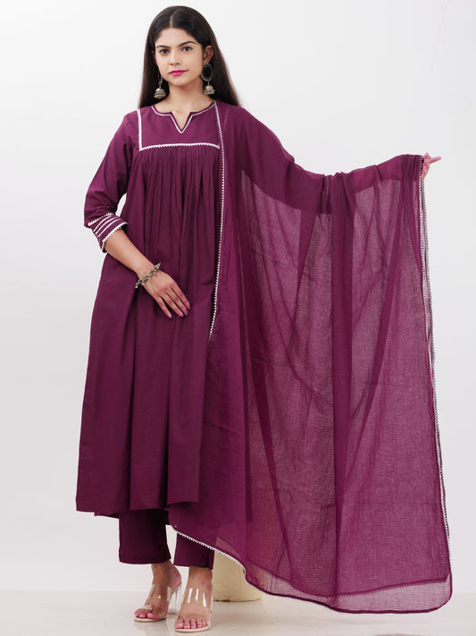 Parv Neha Set Of Kurta Pants Kota Dupatta