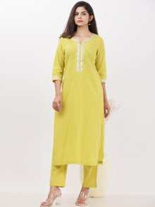 Parv Resha Set Of Kurta Pants Kota Dupatta