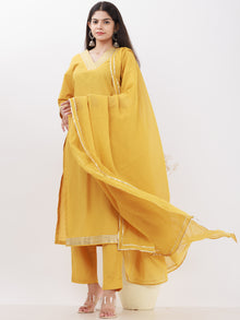 Parv Varsha Set Of Kurta Pants Kota Dupatta