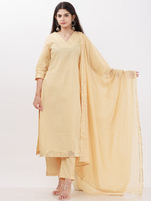 Parv Beena Set Of Kurta Pants Kota Dupatta