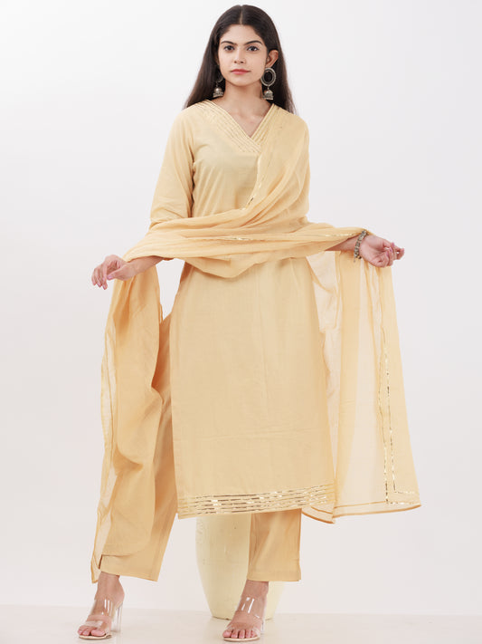 Parv Beena Set Of Kurta Pants Kota Dupatta