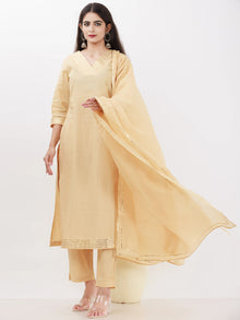 Parv Beena Set Of Kurta Pants Kota Dupatta