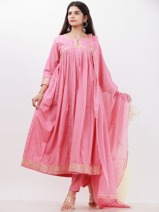 Parv Sunaina Set Of Kurta Pants Kota Dupatta