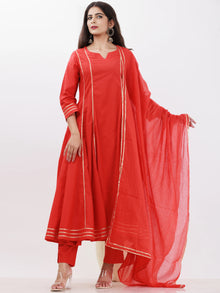 Parv Rimjhim Set Of Kurta Pants Kota Dupatta