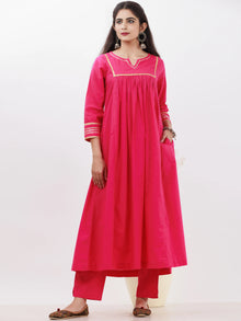 Parv Falak Set Of Kurta Pants Kota Dupatta