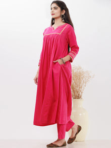 Parv Falak Set Of Kurta Pants Kota Dupatta