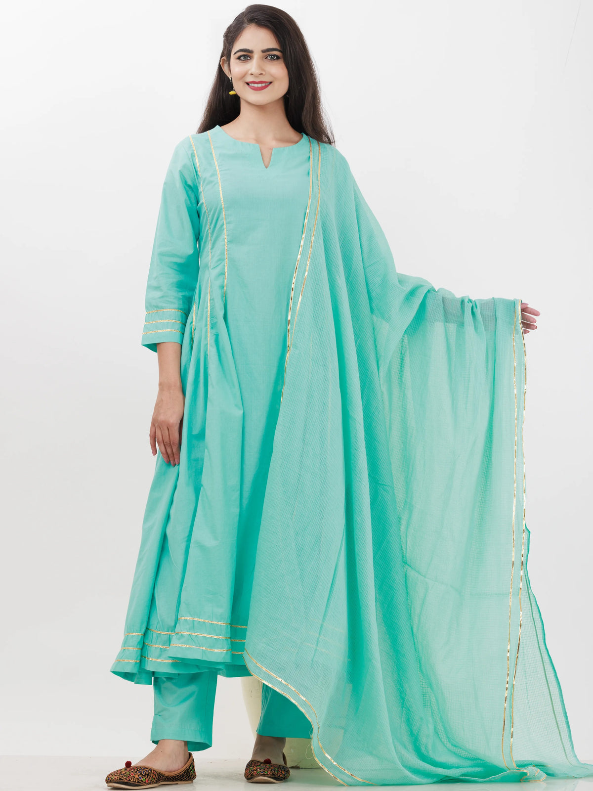 Parv Amaira Set Of Kurta Pants Kota Dupatta