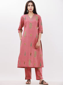 Roz Tamana Set Of Cotton Linen Kurta Pants Dupatta