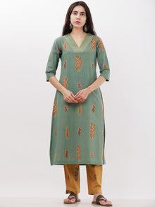 Roz Seema Set Of Cotton Linen Kurta Pants Dupatta