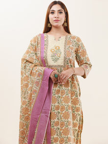 Umang Tarana Set Of Kurta Pants Dupatta