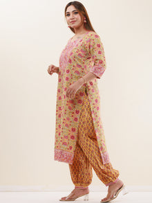 Umang Parineeta Set Of Kurta Pants Dupatta