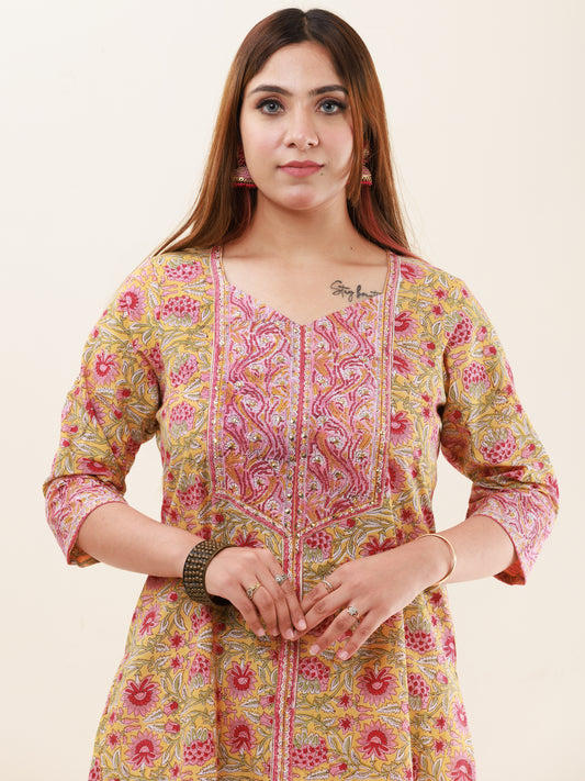 Umang Parineeta Straight Kurta