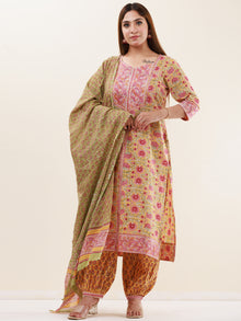 Umang Parineeta Set Of Kurta Pants Dupatta