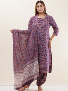 Umang Tasha Set Of Kurta Pants Dupatta