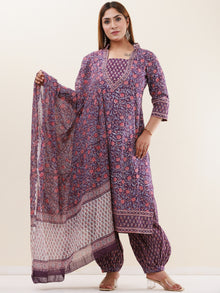 Umang Tasha Set Of Kurta Pants Dupatta