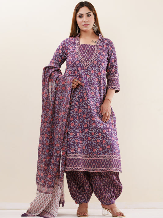 Umang Tasha Set Of Kurta Pants Dupatta