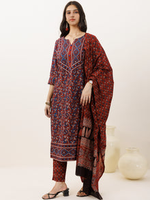 Ajrakh Naina Set Of Kurta Pants Dupatta