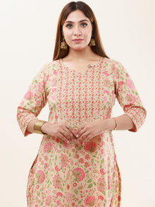 Umang Fiza Set Of Kurta Pants Dupatta