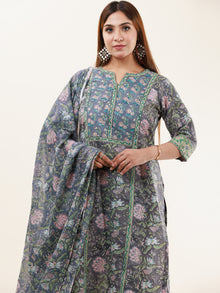 Umang Tahsin Set Of Kurta Pants Dupatta