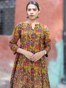 Roz Pihu Kali Kurta