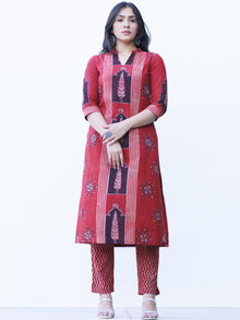 Ajrakh Zubeda Set Of Kurta Pants Dupatta