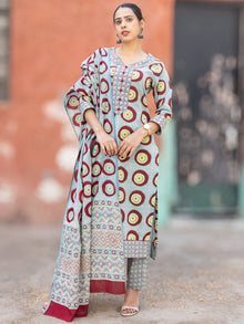 Roz Sana Set Of Ajrakh Kurta Pants Dupatta