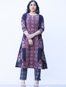 Ajrakh Minal Set Of Kurta Pants Dupatta