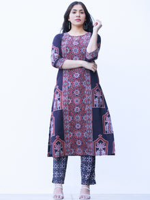 Ajrakh Minal Set Of Kurta Pants Dupatta