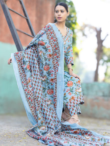 Roz Anya Set Of Kurta Pants Dupatta