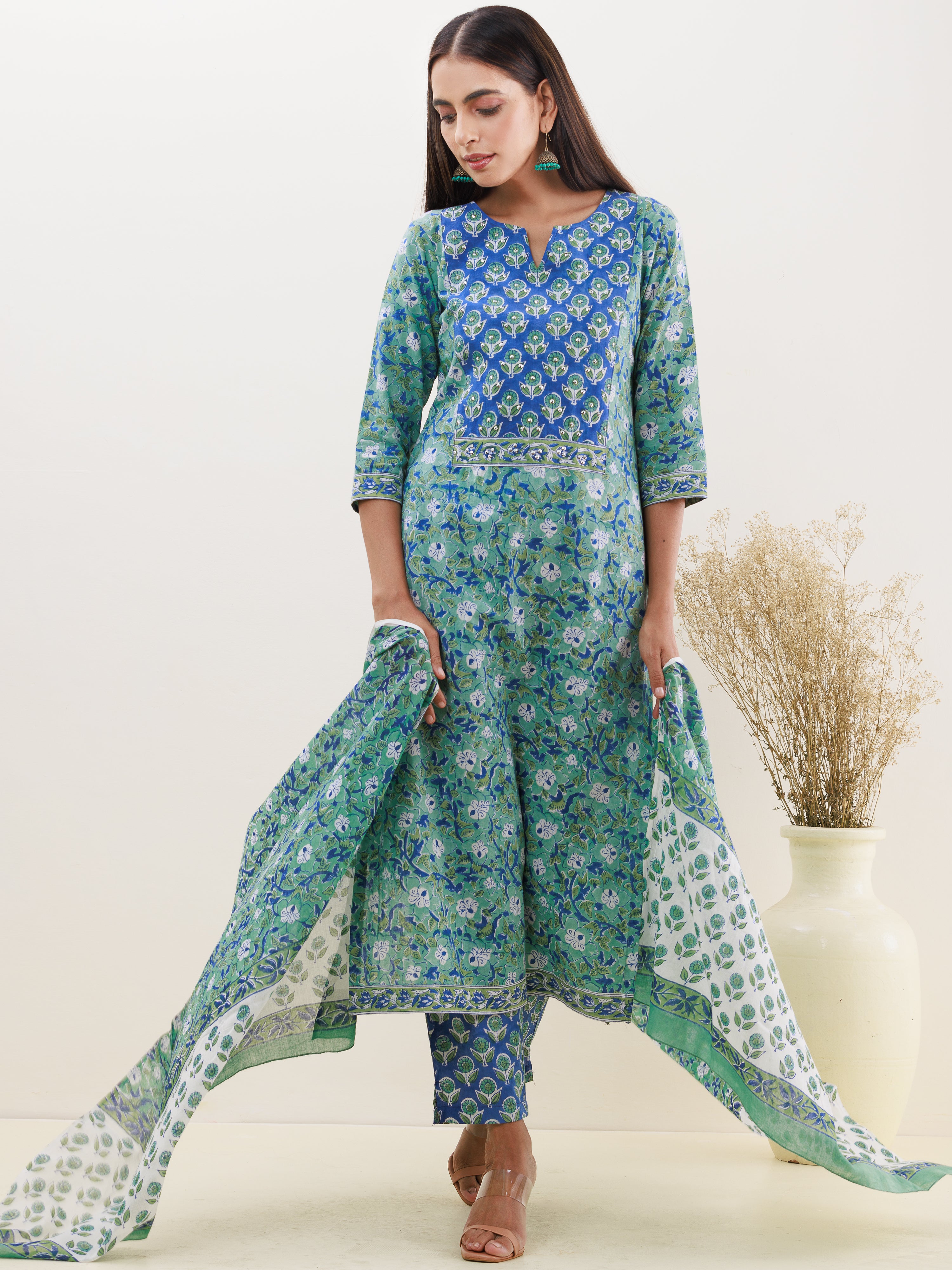 Rozana Sameera Set Of Kurta Pants Dupatta – InduBindu