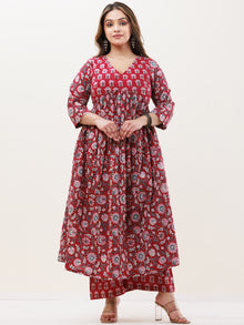 Gazal Meet Anarkali Kurta