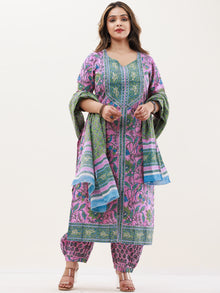 Gazal Maina Set Of Kurta Pants Dupatta