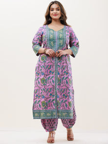 Gazal Maina Set Of Kurta Pants Dupatta