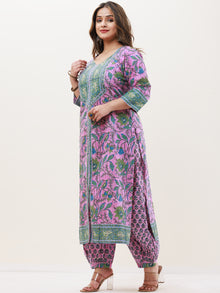 Gazal Maina Set Of Kurta Pants Dupatta