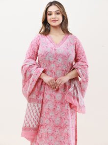 Gazal Nyra Set Of Kurta Pants Dupatta