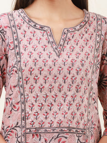 Umang Tabasum Straight Kurta