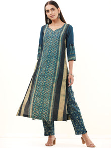 Ajrakh Damini Set Of Kurta Pants Dupatta