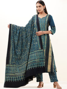 Ajrakh Damini Set Of Kurta Pants Dupatta