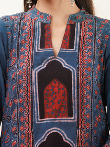 Ajrakh Fana Set Of Kurta Pants Dupatta