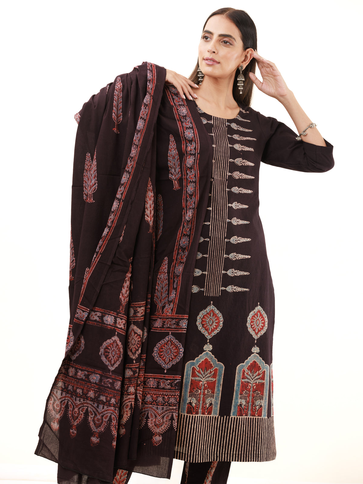 Ajrakh Jhalak Set Of Kurta Pants Dupatta