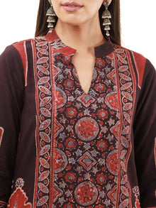 Ajrakh Diya Set Of Kurta Pants Dupatta