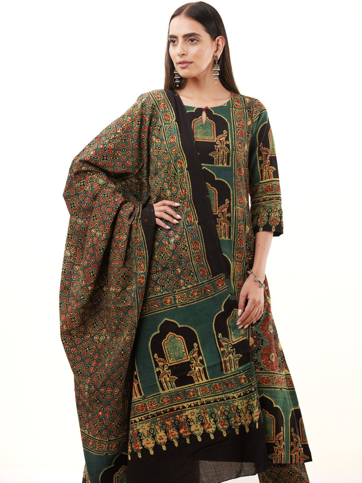 Ajrakh Veena Set Of Kurta Pants Dupatta