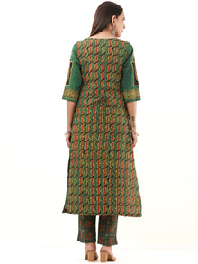 Ajrakh Sayal Set Of Kurta Pants Dupatta