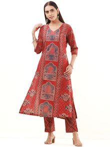 Ajrakh Fiza Set Of Kurta Pants Dupatta