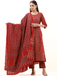 Ajrakh Rohini Set Of Kurta Pants Dupatta