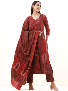 Ajrakh Mehreen Set Of Kurta Pants Dupatta