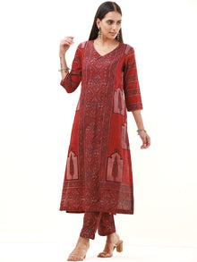 Ajrakh Mehreen Set Of Kurta Pants Dupatta