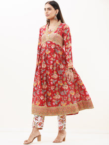 Umang Karuna Set Of Kurta Pants Dupatta