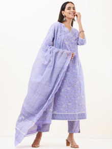 Umang Damini Set Of Kurta Pants Dupatta