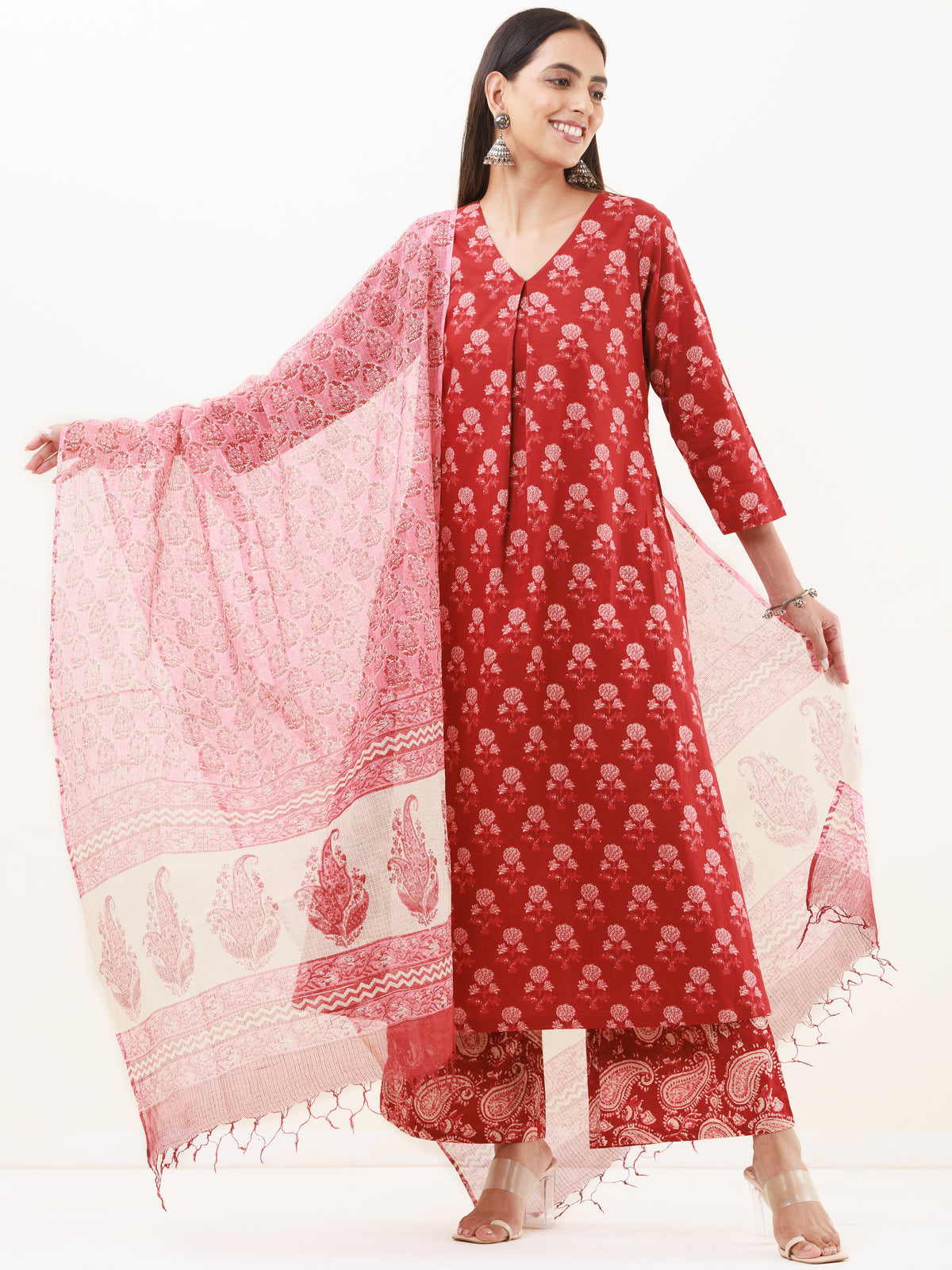 Umang Dia Set Of Kurta Pants Dupatta